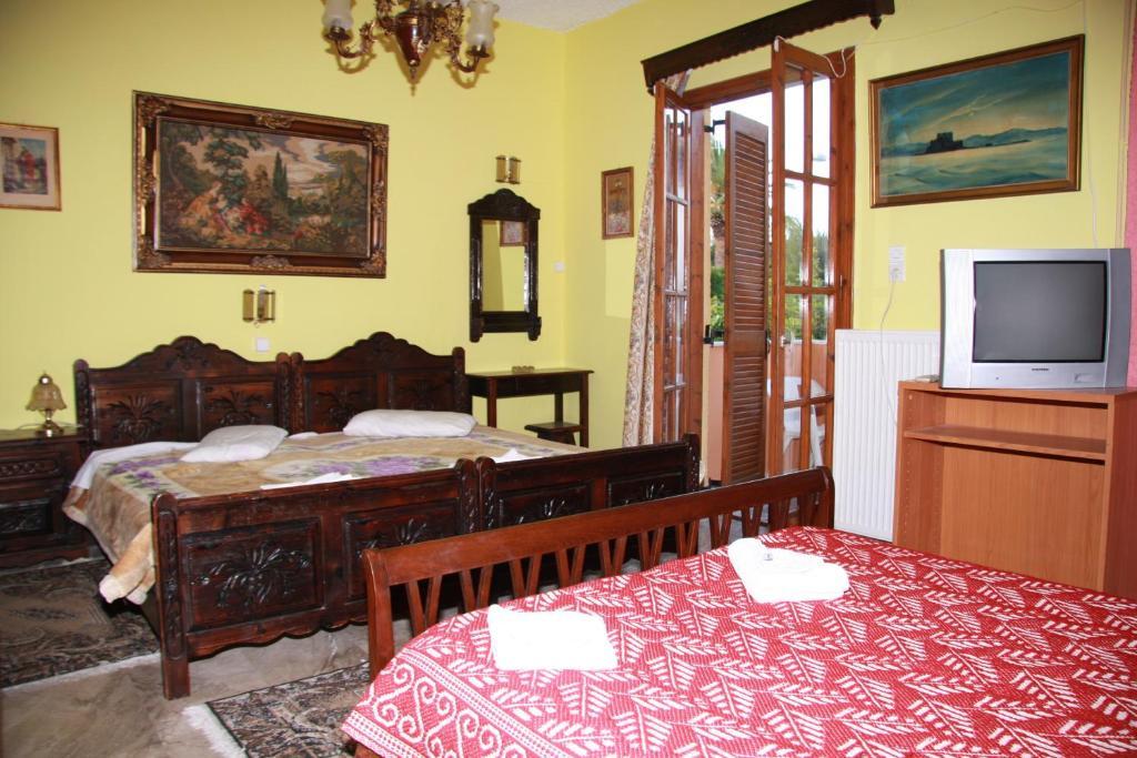 Katerina Hotel Tolo Bagian luar foto