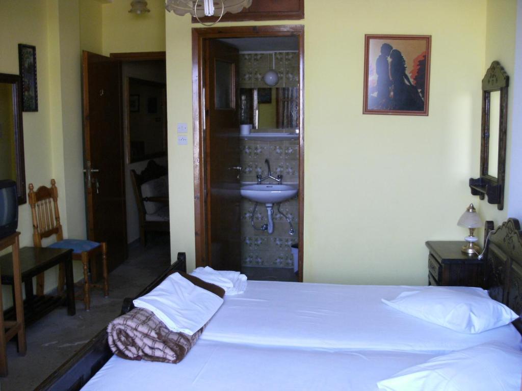 Katerina Hotel Tolo Bagian luar foto